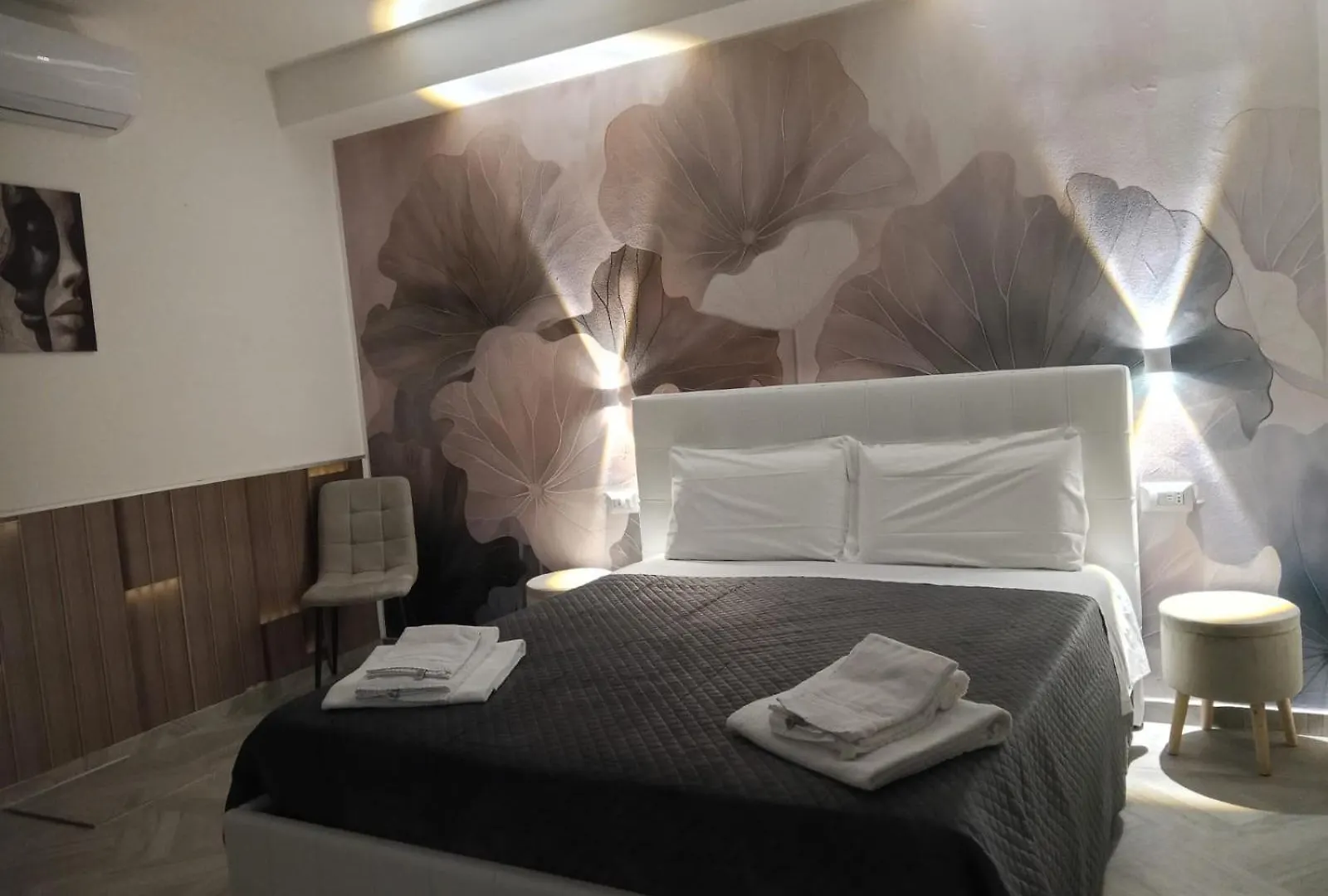 La Corte Guest House Bari 0*,  Italia